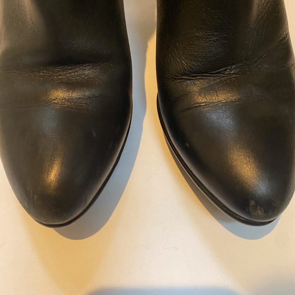 Aquatalia black ankle boot with buckle - Picture 4 of 13